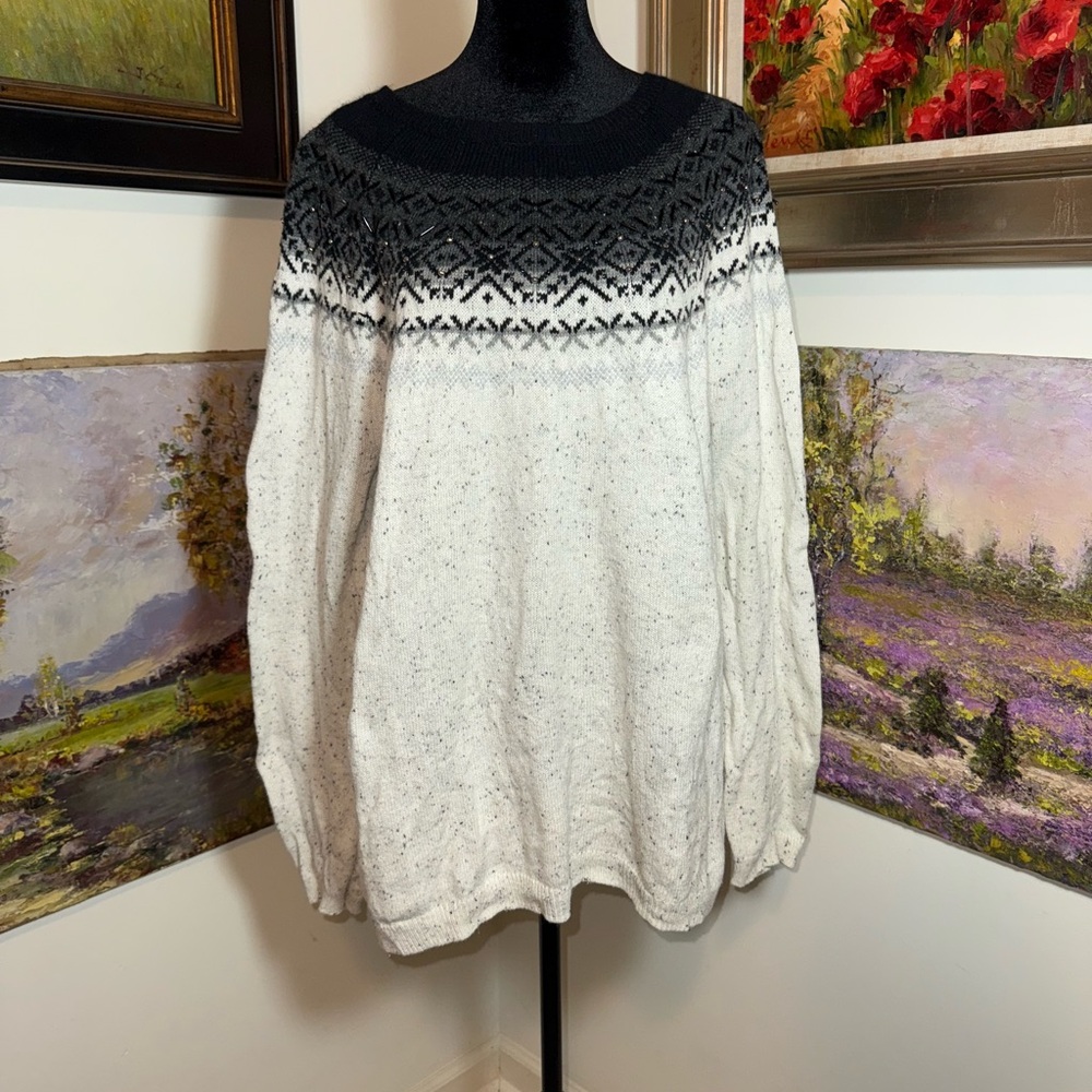🐠 Talbots Black and White Cowl Neck Sweater